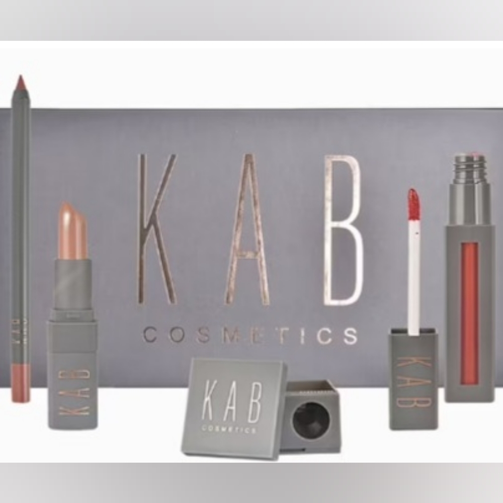 KAB COSMETICS BUNDLE- READY BY 8